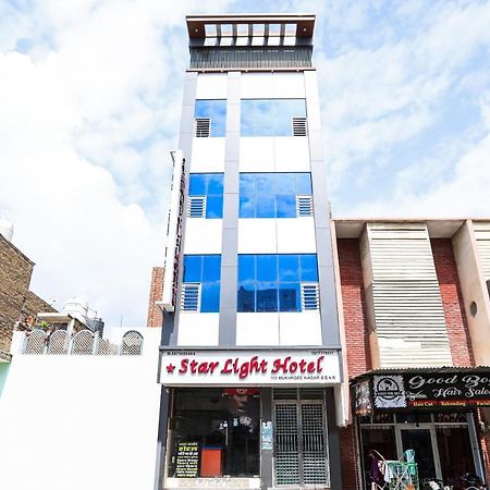 Oyo 71693 Starlight Hotel Gangānagar Εξωτερικό φωτογραφία