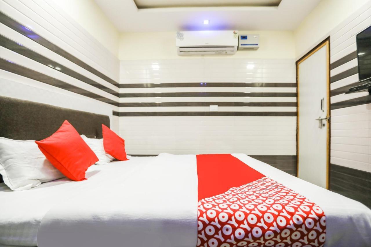 Oyo 71693 Starlight Hotel Gangānagar Εξωτερικό φωτογραφία