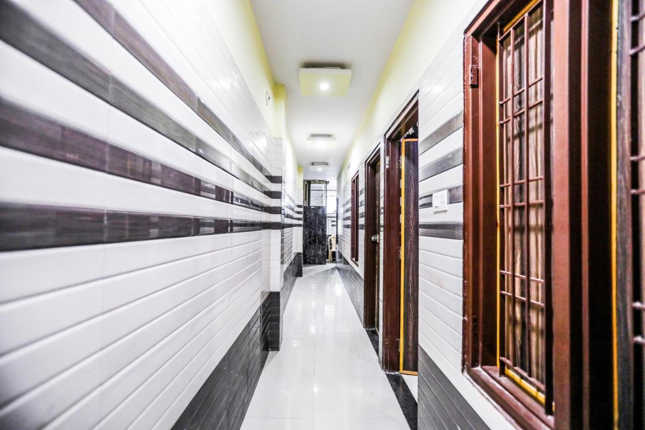 Oyo 71693 Starlight Hotel Gangānagar Εξωτερικό φωτογραφία